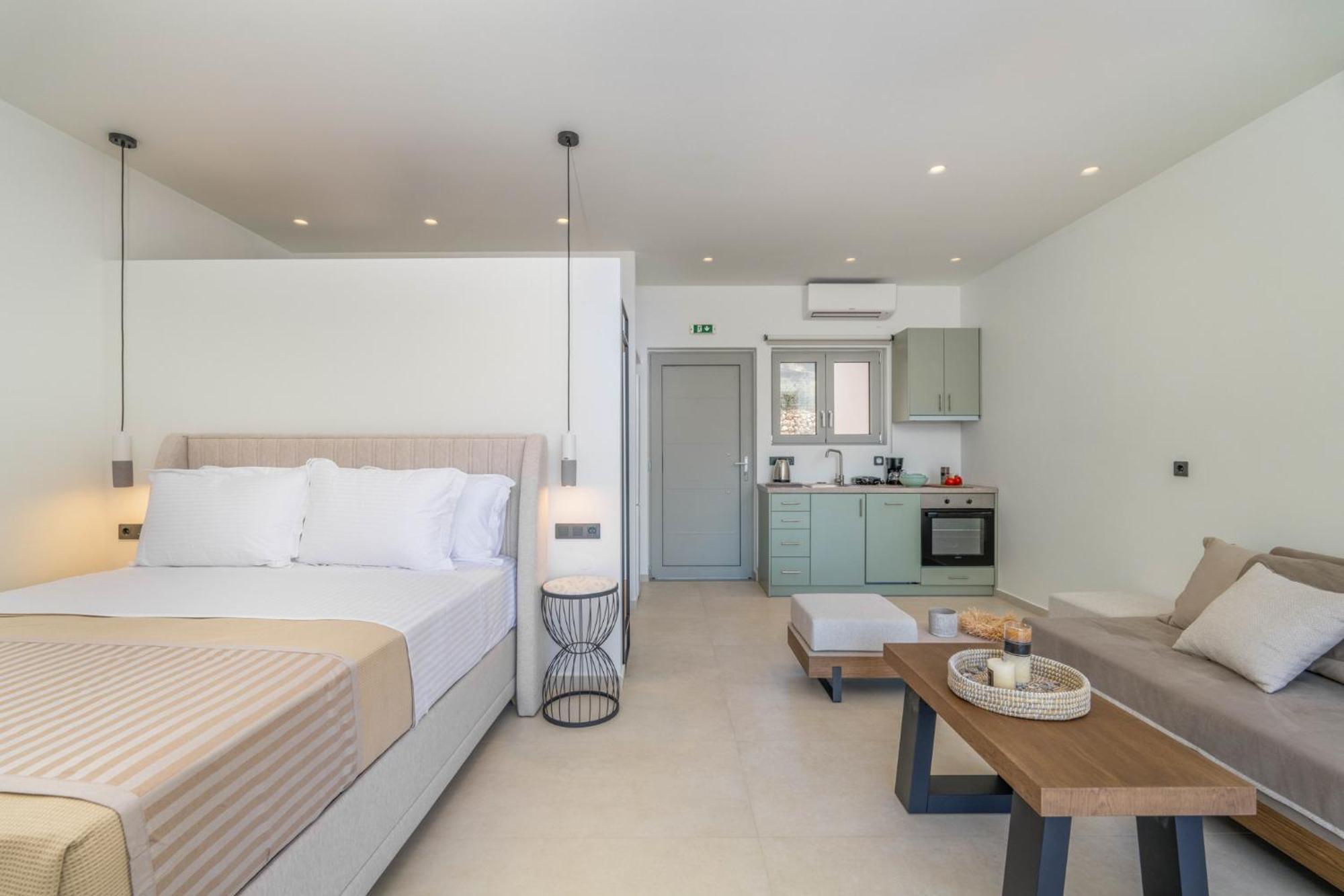 Mellamare Luxury Suites Athánion Eksteriør billede